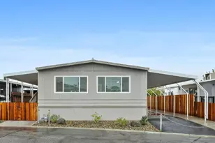 335 Hickorywood Ln, Bakersfield, CA 93308 - Photo 16