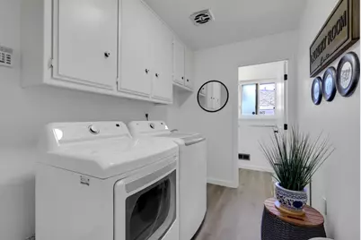 2851 Royal Palm Way, Carmichael, CA 95608 - Photo 38