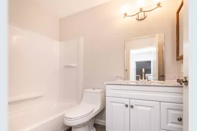 9737 Woodhollow Way, Sacramento, CA 95827 - Photo 18