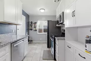 2111 Berg Ave, Sacramento, CA 95822 - Photo 16