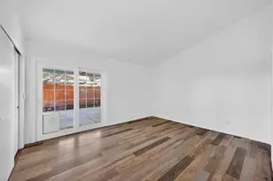 27 Waterfront Ct, Sacramento, CA 95831 - Photo 12