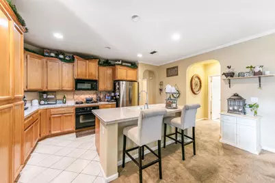 2084 Knights Ferry Drive, Plumas Lake, CA 95961 - Photo 8