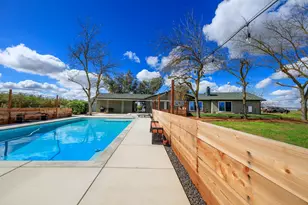 10606 Pioneer Ave, Oakdale, CA 95361 - Photo 16