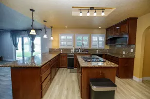 10606 Pioneer Ave, Oakdale, CA 95361 - Photo 38