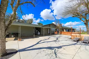 10606 Pioneer Ave, Oakdale, CA 95361 - Photo 58