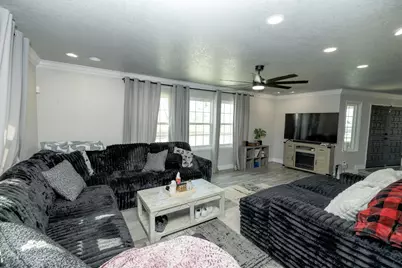 10606 Pioneer Avenue, Oakdale, CA 95361 - Photo 26