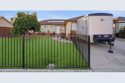 355 Harding Avenue, Manteca, CA 95336 - Photo 2