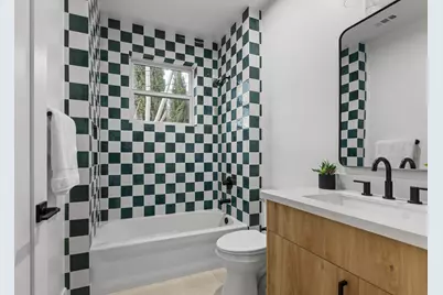 2821 Democracy Alley, Sacramento, CA 95816 - Photo 18