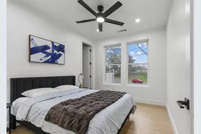 2821 Democracy Alley, Sacramento, CA 95816 - Photo 20