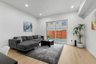 2821 Democracy Alley, Sacramento, CA 95816 - Photo 12