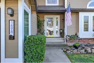 1698 Chilton Drive, Roseville, CA 95747 - Photo 4