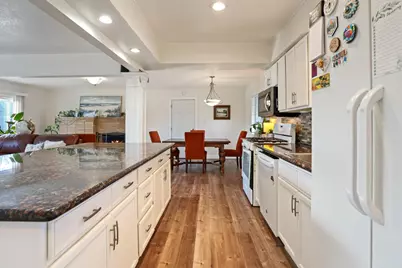 8814 Mohawk Way, Fair Oaks, CA 95628 - Photo 10