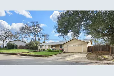8814 Mohawk Way, Fair Oaks, CA 95628 - Photo 2