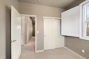 2211 3rd St, Sacramento, CA 95818 - Photo 28