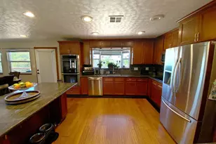 11610 Vickie Dr, Marysville, CA 95901 - Photo 14