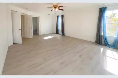 2724 Bertolani Circle, Elk Grove, CA 95758 - Photo 6