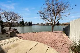 2724 Bertolani Cir, Elk Grove, CA 95758 - Photo 56