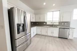 2724 Bertolani Cir, Elk Grove, CA 95758 - Photo 2