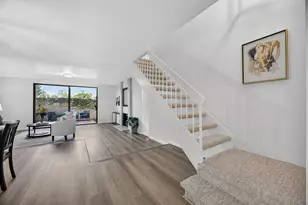 2290 Woodside Ln, Sacramento, CA 95825 - Photo 12