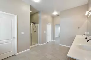 975 Briarwood Dr, Livingston, CA 95334 - Photo 14