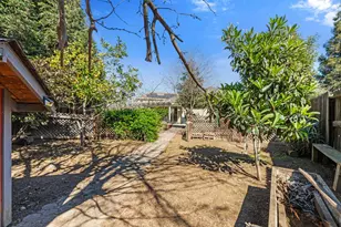 357 Wolfpack Ct, Patterson, CA 95363 - Photo 26