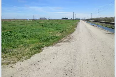 18650 E Eugenia Avenue, Ripon, CA 95366 - Photo 4