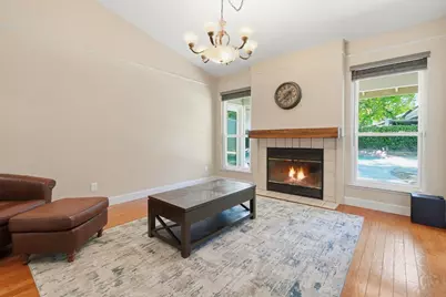 9260 Whittemore Drive, Elk Grove, CA 95624 - Photo 16