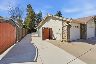 9260 Whittemore Dr, Elk Grove, CA 95624 - Photo 6