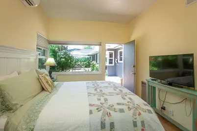 1060 W Monterey Avenue, Stockton, CA 95204 - Photo 56