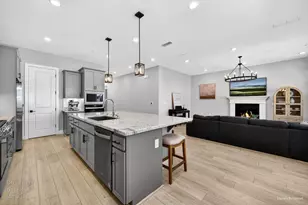 1097 Camarillo Dr, Roseville, CA 95747 - Photo 4