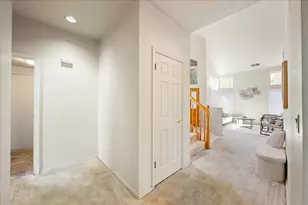 8654 Bluefield Way, Sacramento, CA 95823 - Photo 28