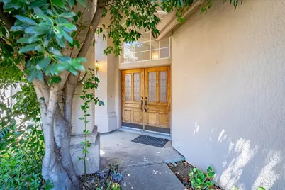 8654 Bluefield Way, Sacramento, CA 95823 - Photo 14