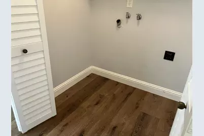 6913 Greenhaven Drive, Sacramento, CA 95831 - Photo 12