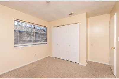 5736 Shadow Creek Drive #2, Sacramento, CA 95841 - Photo 32