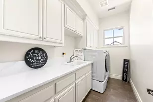 1047 Cambria Way, El Dorado Hills, CA 95762 - Photo 32
