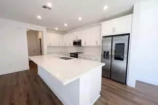 408 N Palm Spgs Wy, Tracy, CA 95391 - Photo 2
