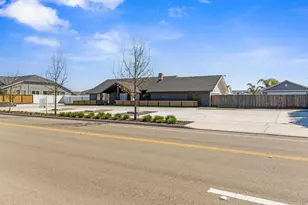 598 Southland Rd, Manteca, CA 95336 - Photo 2