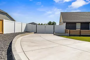 598 Southland Rd, Manteca, CA 95336 - Photo 4