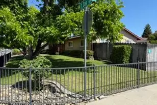 329 S Oak, Oakdale, CA 95361 - Photo 8