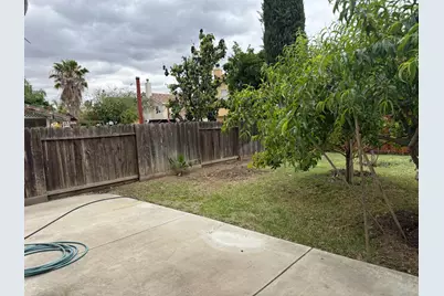 862 Sandra Street, Los Banos, CA 93635 - Photo 34