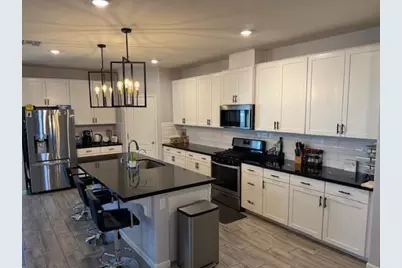 2182 River Willow Avenue, Manteca, CA 95337 - Photo 2