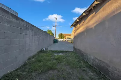 615 Burkett, Stockton, CA 95205 - Photo 46