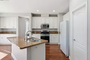 877 Lavastone Dr, Lincoln, CA 95648 - Photo 10