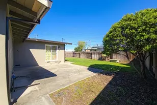 6519 Prentiss Dr, Sacramento, CA 95823 - Photo 14