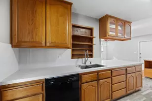 1460 Ridgecrest Dr, Manteca, CA 95336 - Photo 12