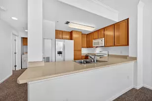 5201 Laguna Oaks Dr, Elk Grove, CA 95758 - Photo 14