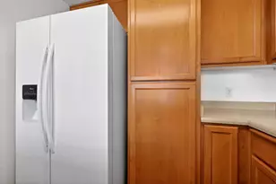 5201 Laguna Oaks Dr, Elk Grove, CA 95758 - Photo 18