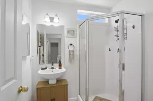 884 Kathy Ct, Los Banos, CA 93635 - Photo 16