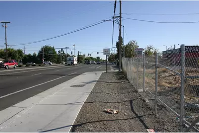 7235 Watt Avenue, North Highlands, CA 95660 - Photo 32