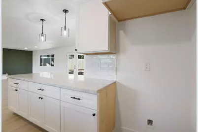 304 Alta Vista Avenue, Roseville, CA 95678 - Photo 18